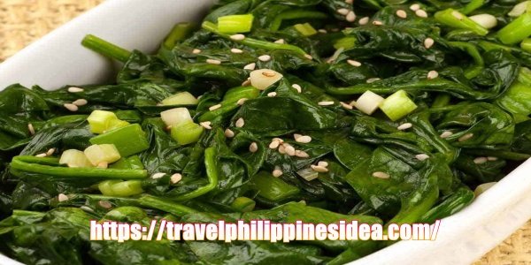 How to Cook Korean Spinach Side Dish (Sigeumchi Namul)